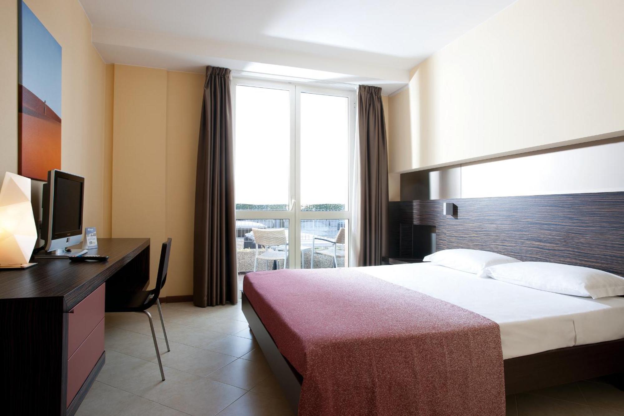 Rosso Frizzante Hotel Sorbara Екстериор снимка